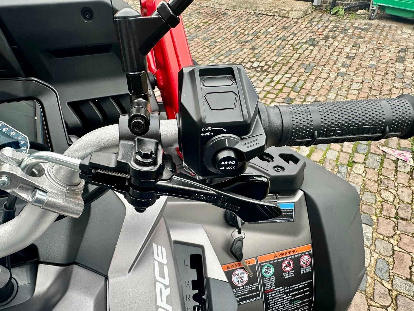 CFMOTO CFORCE 1000 MV - Image 12