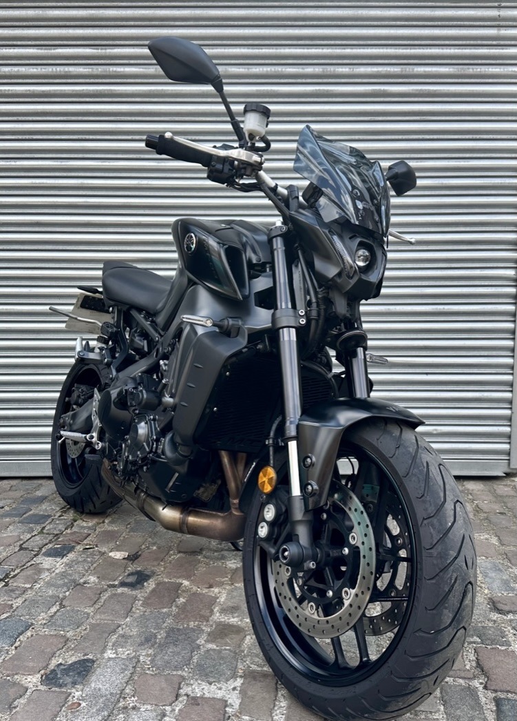 Yamaha MT 09 Black 2022 - Image 4