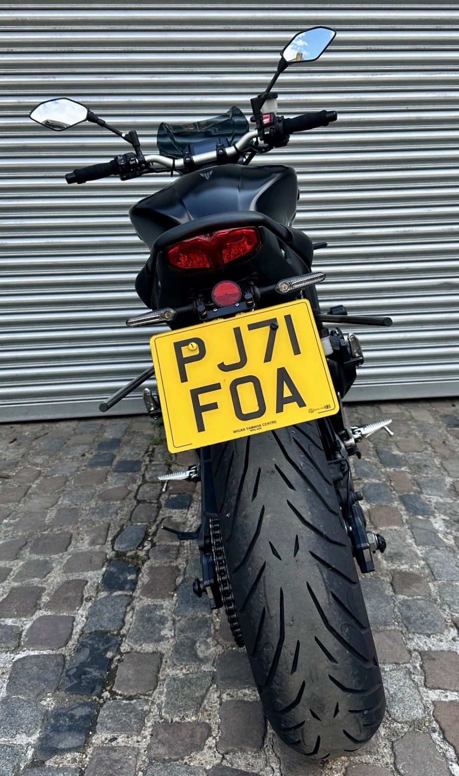 Yamaha MT 09 Black 2022 - Image 8