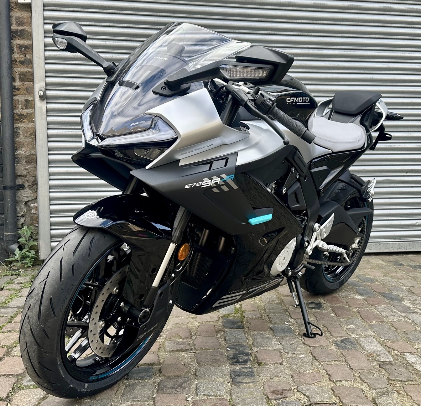 CFMOTO 675SR-R E5+ 2026