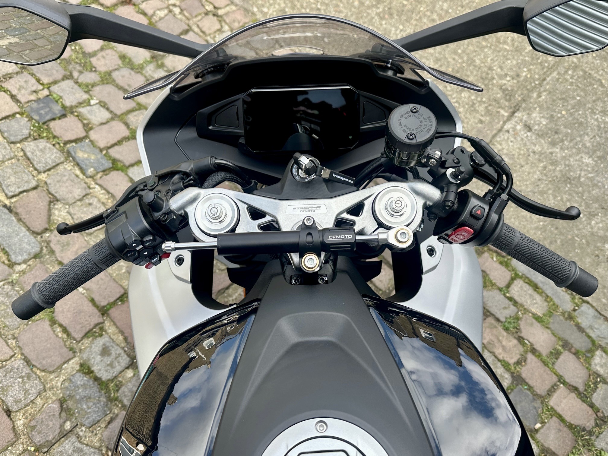 CFMOTO 675SR-R E5+ 2026 - Image 10